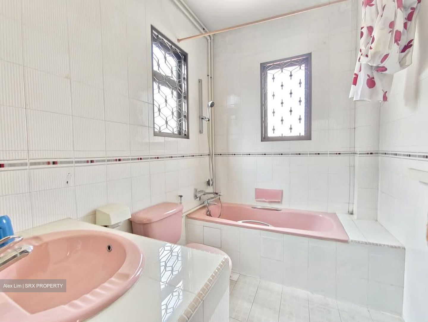 Truro Road (D8), Terrace #614300971